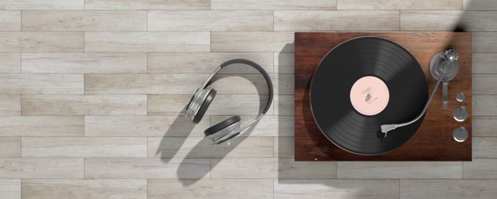 Vinyl player