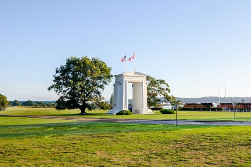 Peace arch